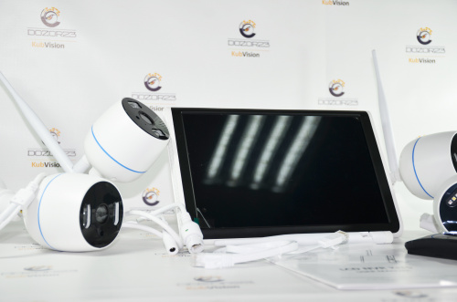 Комплект видеонаблюдения Wi-Fi Kit 4CH 2MP (10.1)